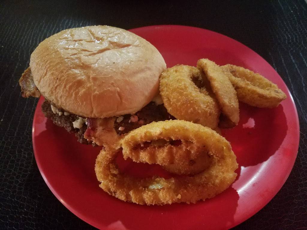 The Woodstone Deli | restaurant | 3500 Fort Henry Dr, Kingsport, TN 37664, USA | 4232459663 OR +1 423-245-9663