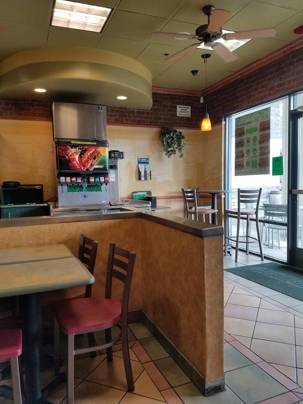 Subway | restaurant | 1117 S Cloverdale Blvd, Cloverdale, CA 95425, USA | 7078949391 OR +1 707-894-9391