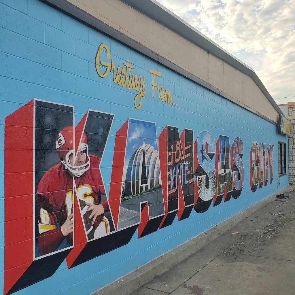 Subway | meal takeaway | 8015 State Line Rd, Kansas City, MO 64114, USA | 8164441043 OR +1 816-444-1043