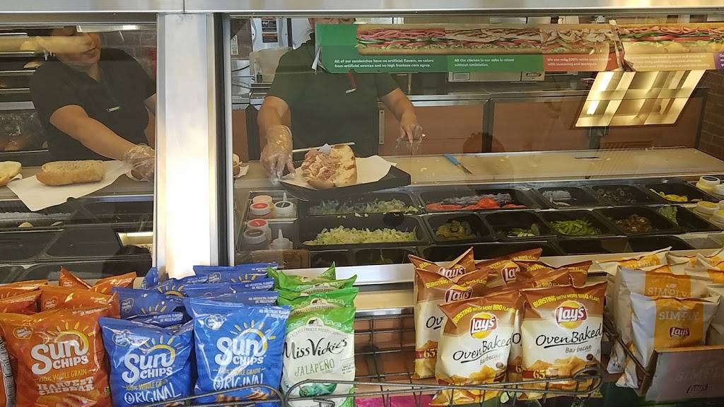 Subway Restaurants | restaurant | 482 Bedford Rd, Pleasantville, NY 10570, USA | 9147419800 OR +1 914-741-9800