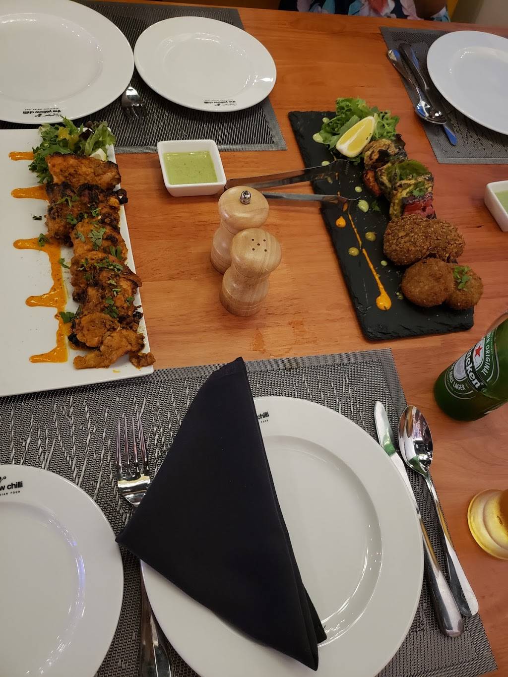 The Yellow chilli | restaurant | 1477 Oak Tree Rd, Iselin, NJ 08830, USA | 8482052173 OR +1 848-205-2173