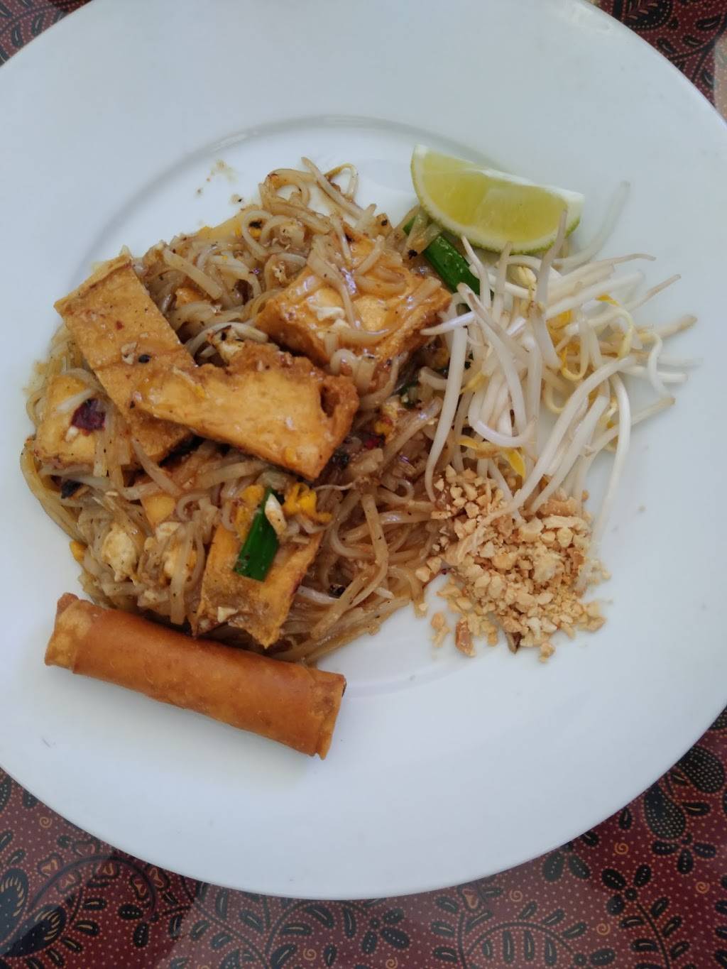 Chongco Thai Rice and Noodles | restaurant | 8503 Broadway St, San Antonio, TX 78217, USA | 2108262288 OR +1 210-826-2288