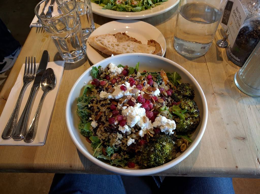 Le Pain Quotidien | restaurant | 1562 N Wells St, Chicago, IL 60610, USA | 3122816775 OR +1 312-281-6775