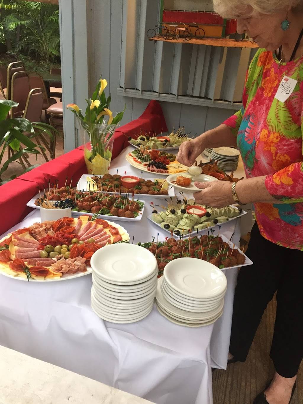 The Village Chalet Restaurant | restaurant | 12312 SW 224th St, Miami, FL 33170, USA | 3052588900 OR +1 305-258-8900