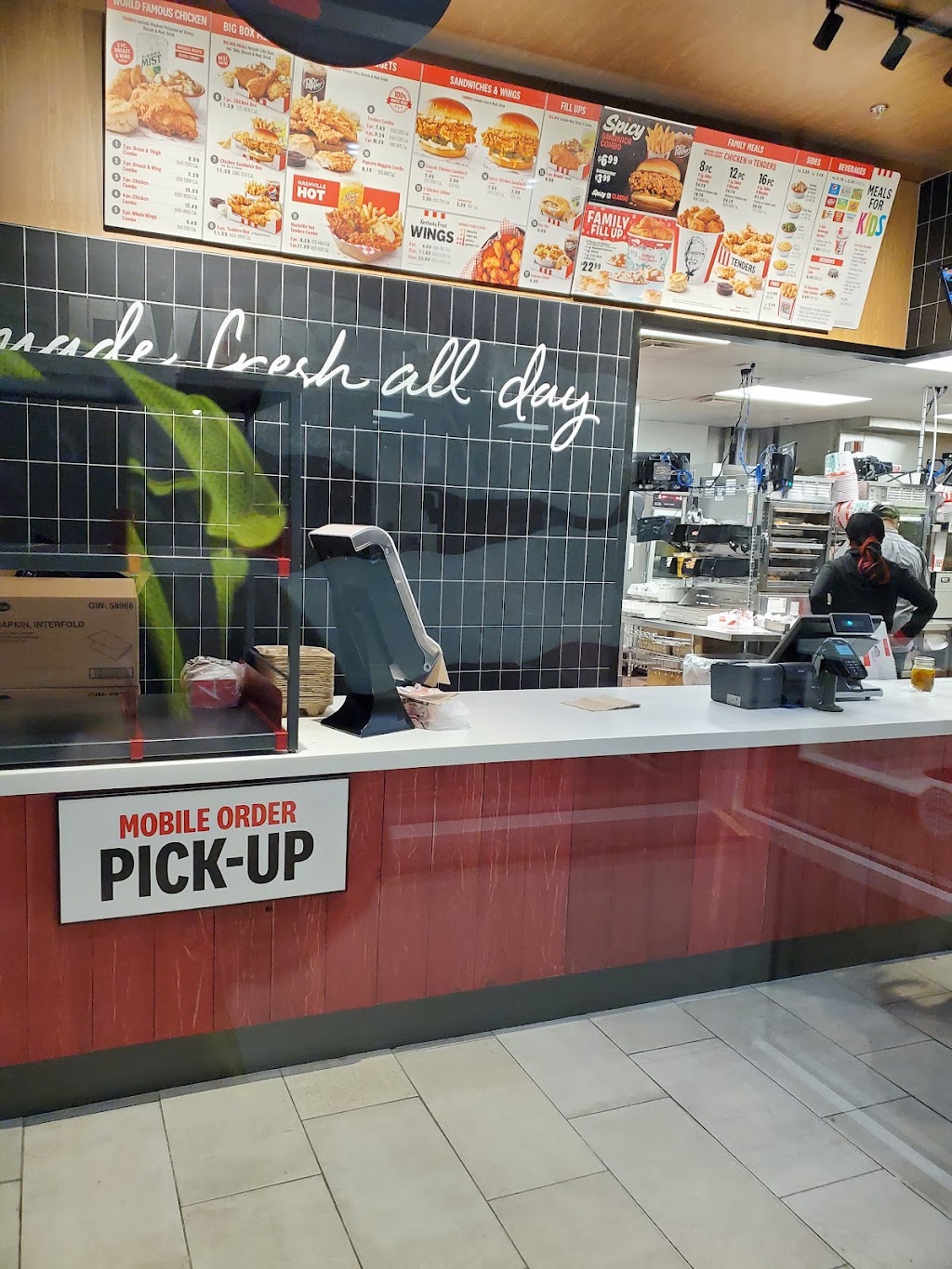 KFC | restaurant | 231 N Tucker Blvd, St. Louis, MO 63103, USA | 3145309527 OR +1 314-530-9527