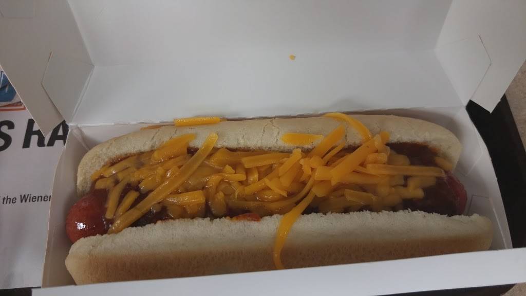 Wienerschnitzel | restaurant | 2575 Windmill Pkwy, Henderson, NV 89074, USA | 7022633550 OR +1 702-263-3550