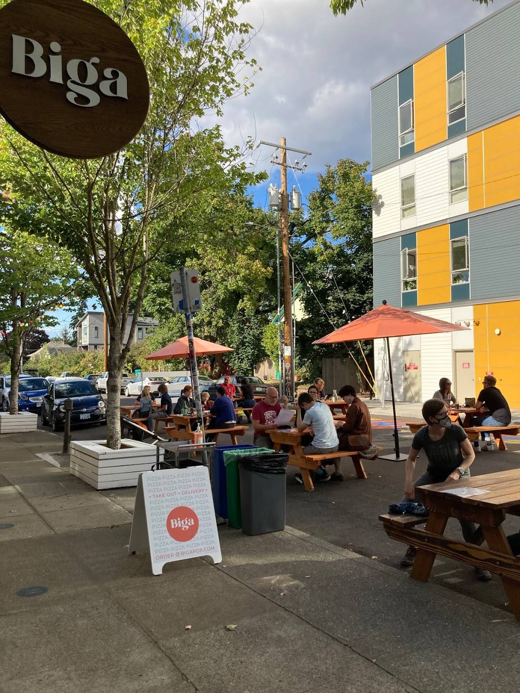 Biga Pizza | restaurant | 5507 NE 30th Ave, Portland, OR 97211, USA | 5032977133 OR +1 503-297-7133