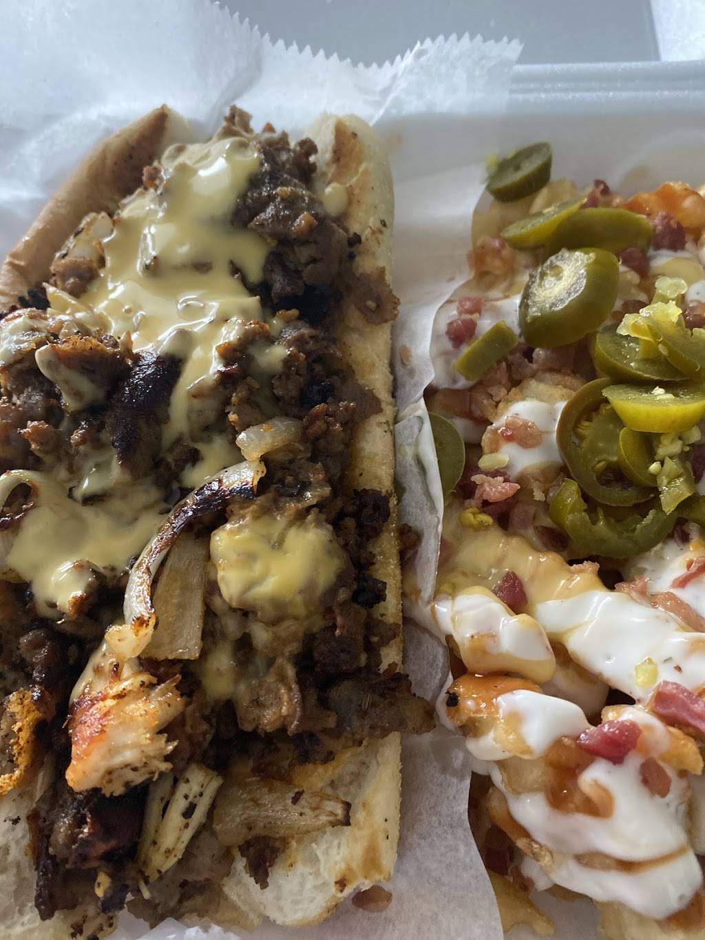 Sugaboats | restaurant | 1222 Rosa L Parks Blvd, Nashville, TN 37208, USA | 7312179198 OR +1 731-217-9198