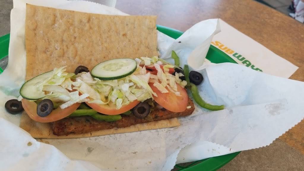 Subway | restaurant | 2330 W Happy Valley Rd Suite 1025 The Shops at Norterra S/C, Phoenix, AZ 85085, USA | 6235817061 OR +1 623-581-7061