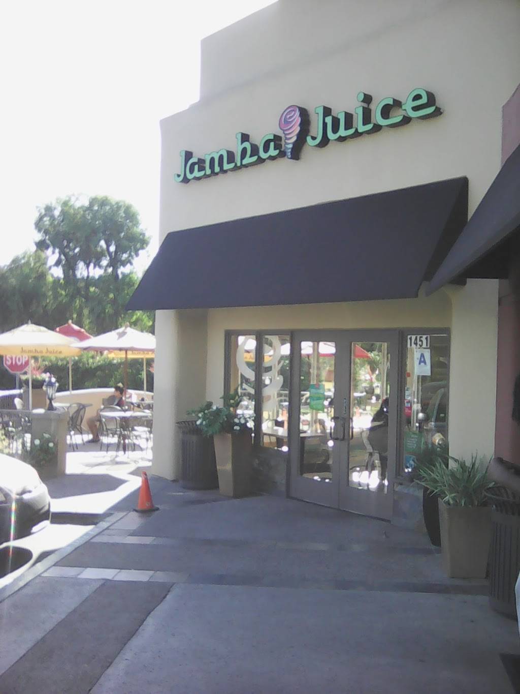 Jamba Juice Bonita Point Plaza | restaurant | 1451 E H St, Chula Vista, CA 91910, USA | 6192164301 OR +1 619-216-4301