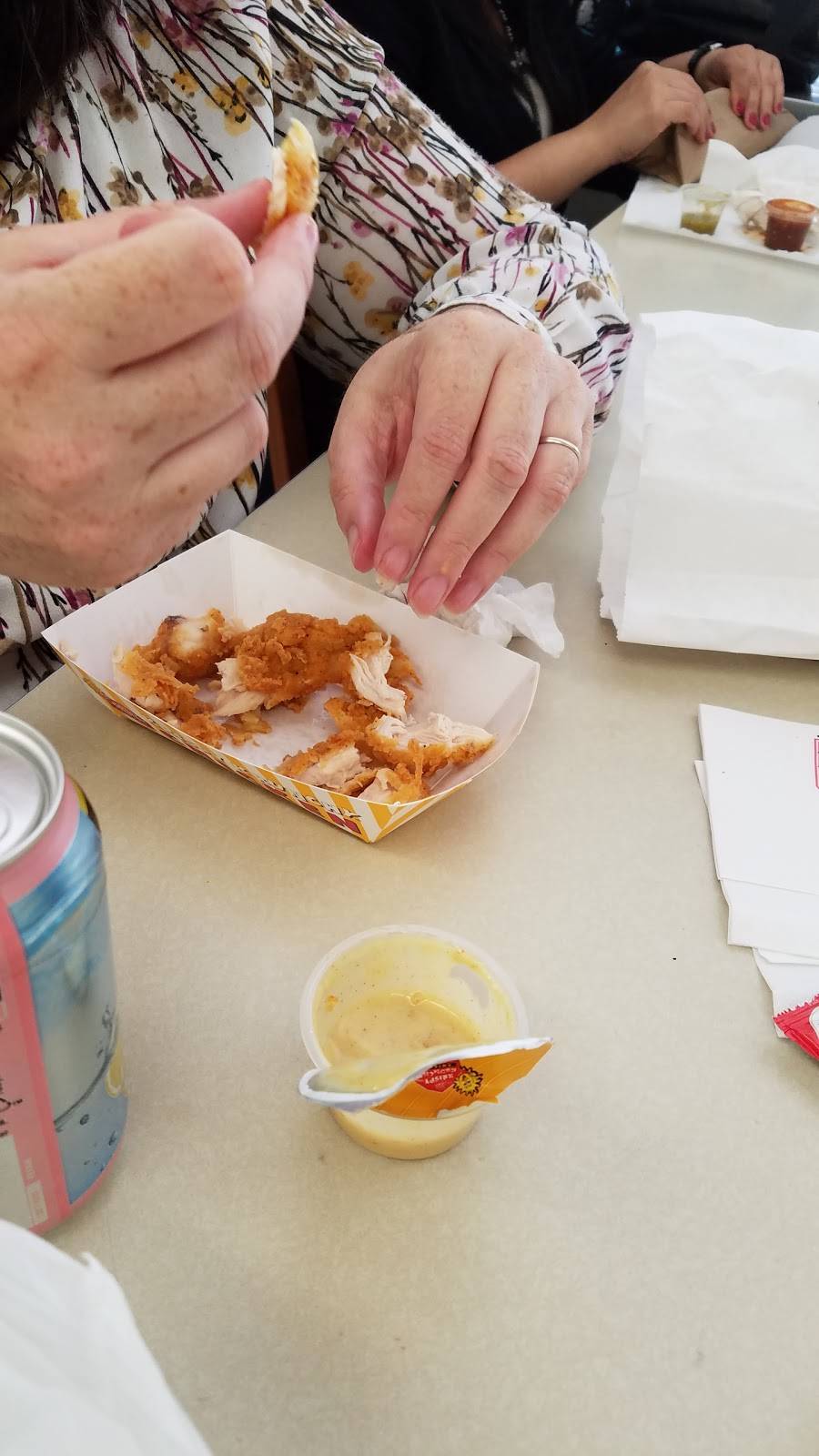 Krispy Krunchy | restaurant | 575 23rd St, Richmond, CA 94801, USA | 5102358520 OR +1 510-235-8520