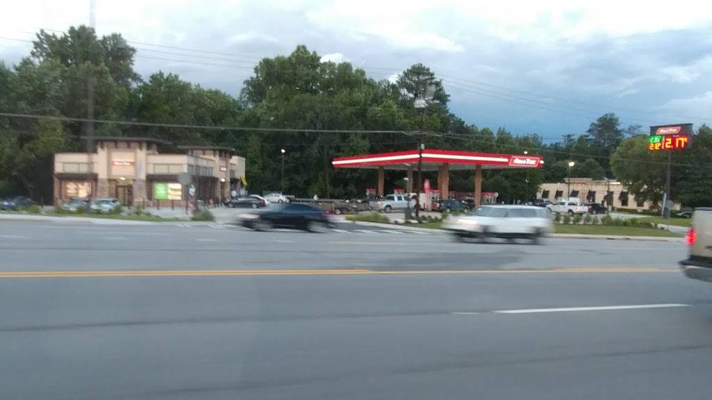 RaceTrac | bakery | 5191 S Cobb Dr, Smyrna, GA 30080, USA | 4047928584 OR +1 404-792-8584