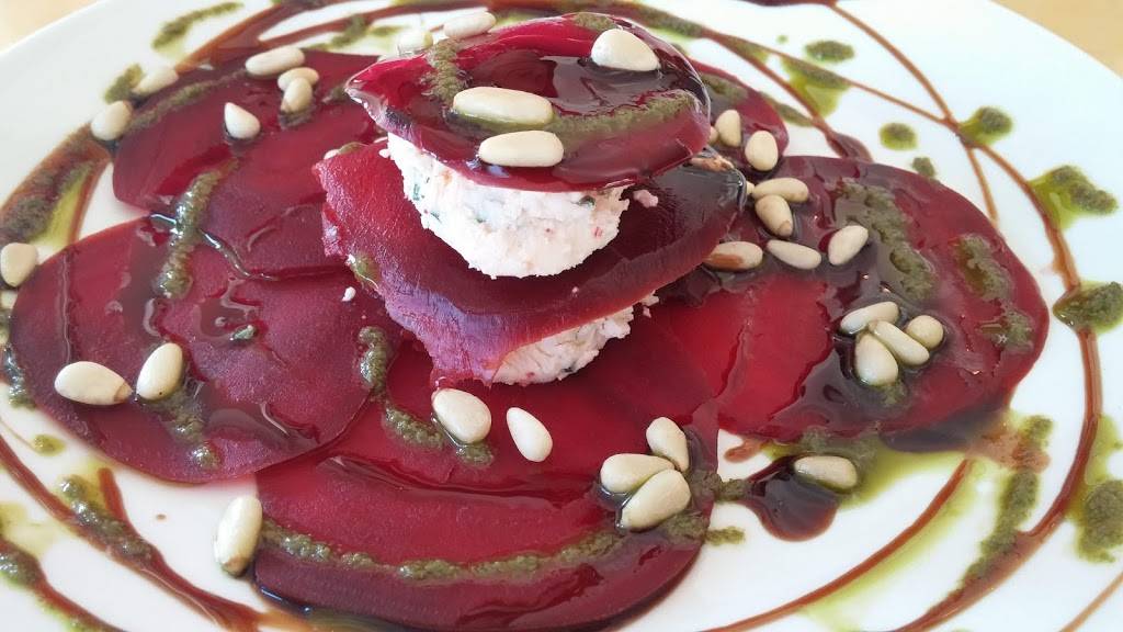 Adèle Bistro | restaurant | 1241 Chemin du Chantecler, Sainte-Adèle, QC J8B 2Y3, Canada | 4502294894 OR +1 450-229-4894