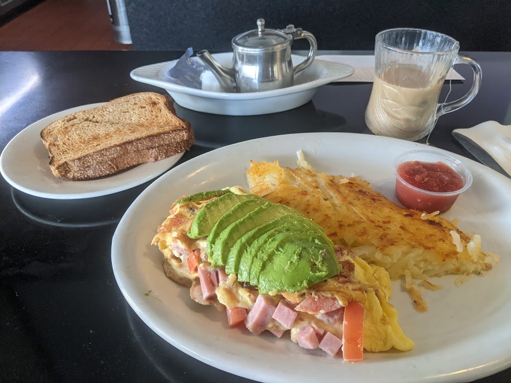 Sandys Café | cafe | 6120 Monterey Hwy, Gilroy, CA 95020, USA | 4088481200 OR +1 408-848-1200