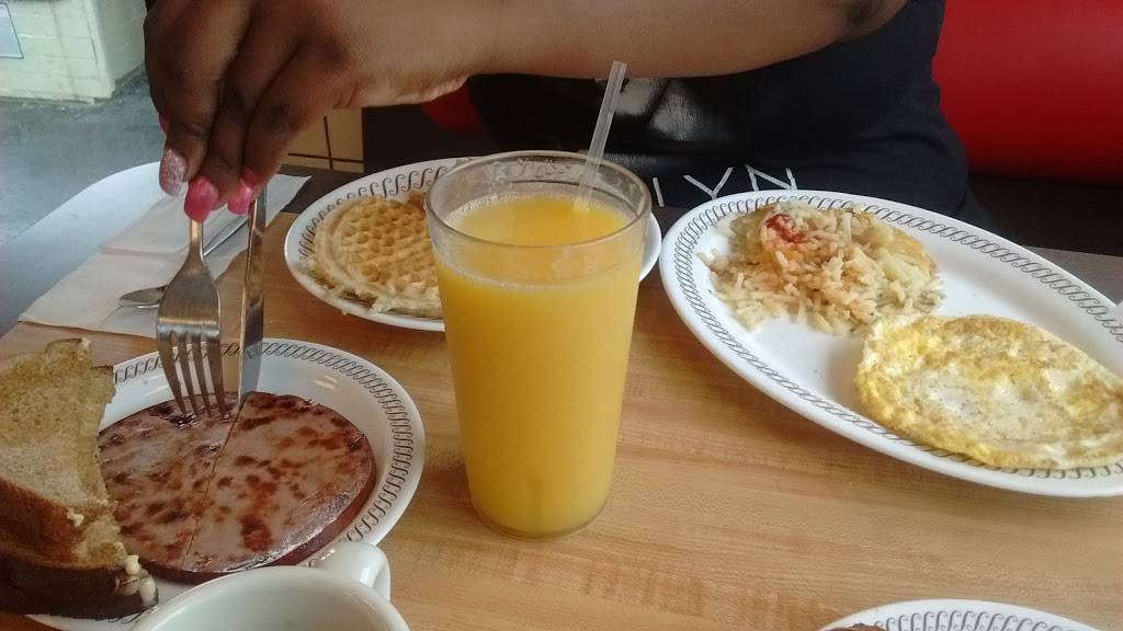 Waffle House | meal takeaway | 1227 Virginia Ave, East Point, GA 30344, USA | 4047662443 OR +1 404-766-2443