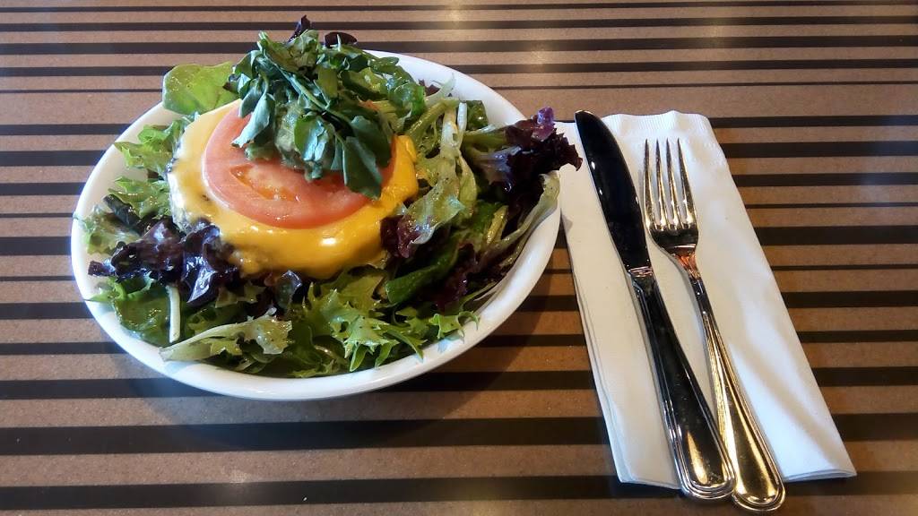 Bobbys Burger Palace | restaurant | 2445, 8150 Baltimore Ave, College Park, MD 20740, USA | 2405424702 OR +1 240-542-4702