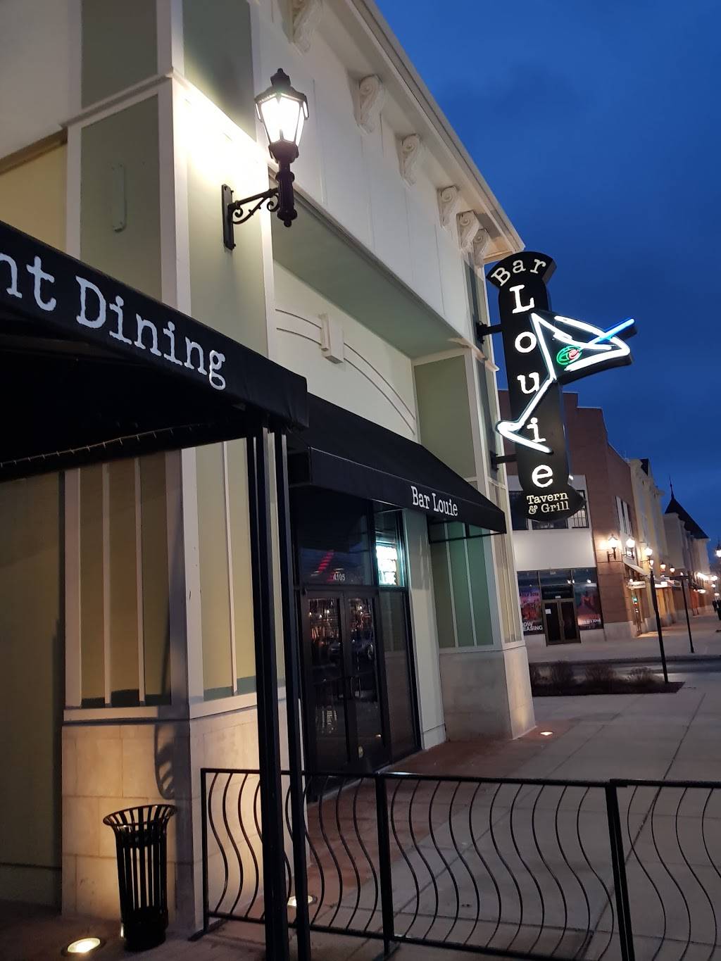 Bar Louie - Perrysburg | night club | 4105 Levis Commons Blvd, Perrysburg, OH 43551, USA | 4198749774 OR +1 419-874-9774