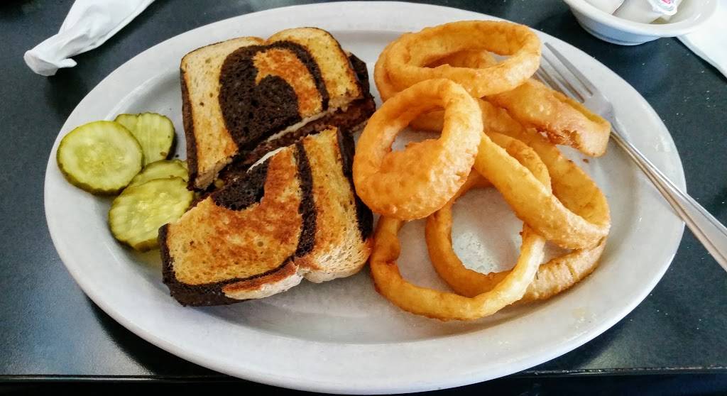 Sylvania Diner | restaurant | 5623 W Alexis Rd, Sylvania, OH 43560, USA | 4198857520 OR +1 419-885-7520