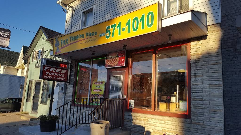 Free Topping Pizza | restaurant | 165 Simcoe St S, Oshawa, ON L1H 4G8, Canada | 9055711010 OR +1 905-571-1010