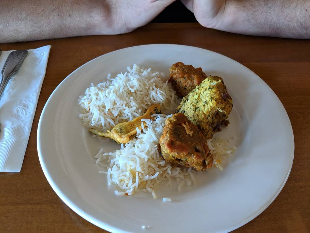 Village Tandoor | restaurant | 18530 Devonshire St, Northridge, CA 91324, USA | 8183662820 OR +1 818-366-2820