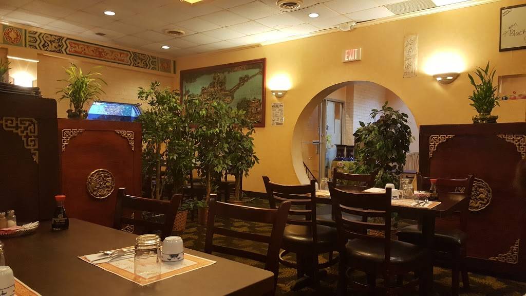 Empire Szechwan | restaurant | 3580 Milwaukee Ave, Northbrook, IL 60062, USA | 8478277777 OR +1 847-827-7777