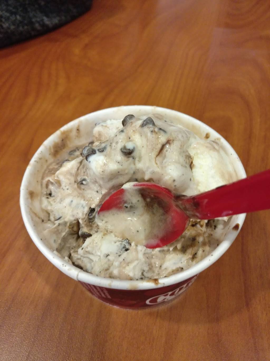 Cold Stone Creamery | bakery | 130 E Grand Ave Ste E, El Segundo, CA 90245, USA | 3106406149 OR +1 310-640-6149