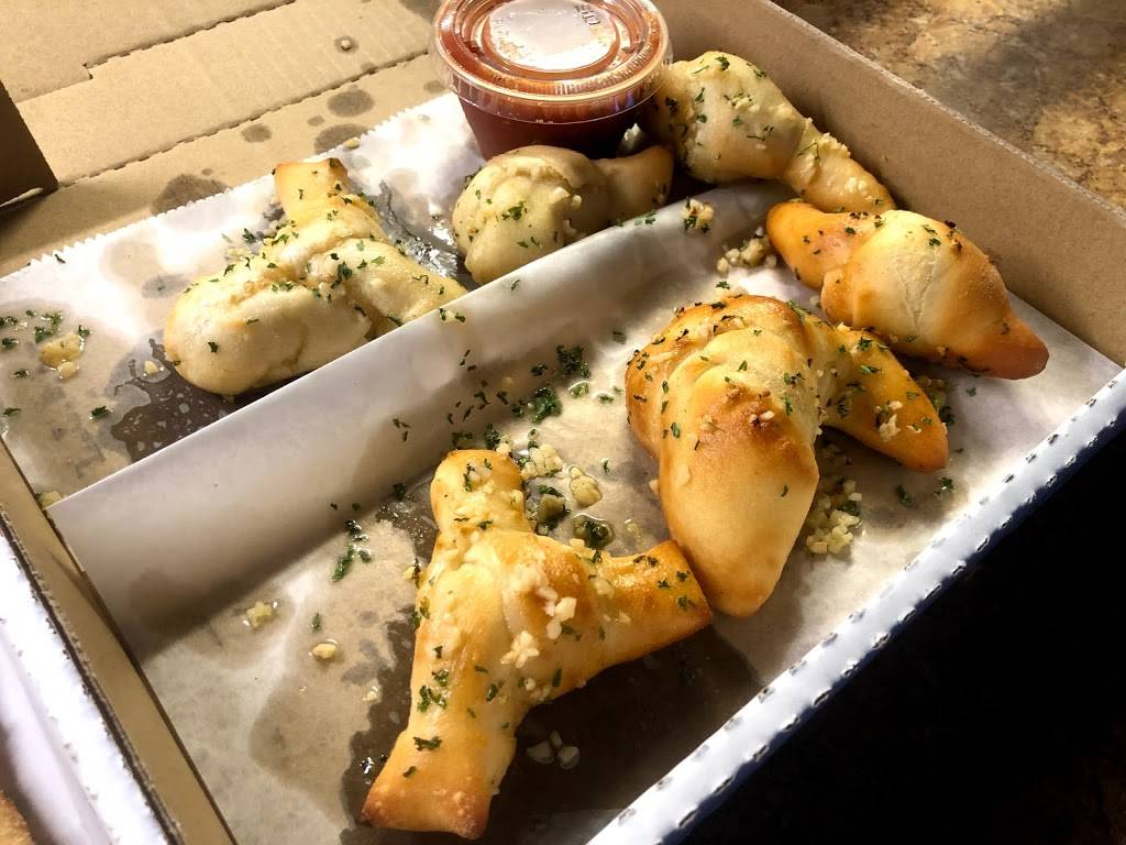 Pizza Spot | restaurant | 437 Forest Ave, Plymouth, MI 48170, USA | 7343357700 OR +1 734-335-7700