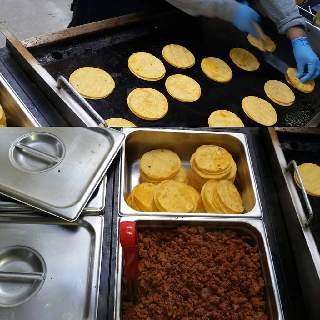 Bakers Drive-Thru | restaurant | 8882 Sierra Ave, Fontana, CA 92335, USA | 9098845233 OR +1 909-884-5233