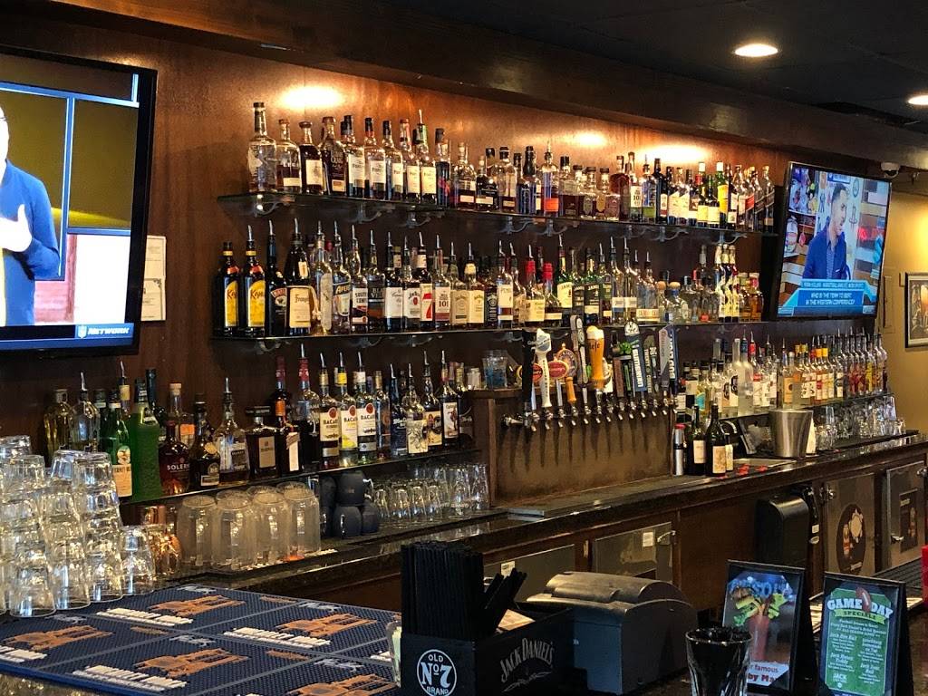 Rooneys Food and Spirits | restaurant | 17626 140th Ave NE, Woodinville, WA 98072, USA | 4254813586 OR +1 425-481-3586