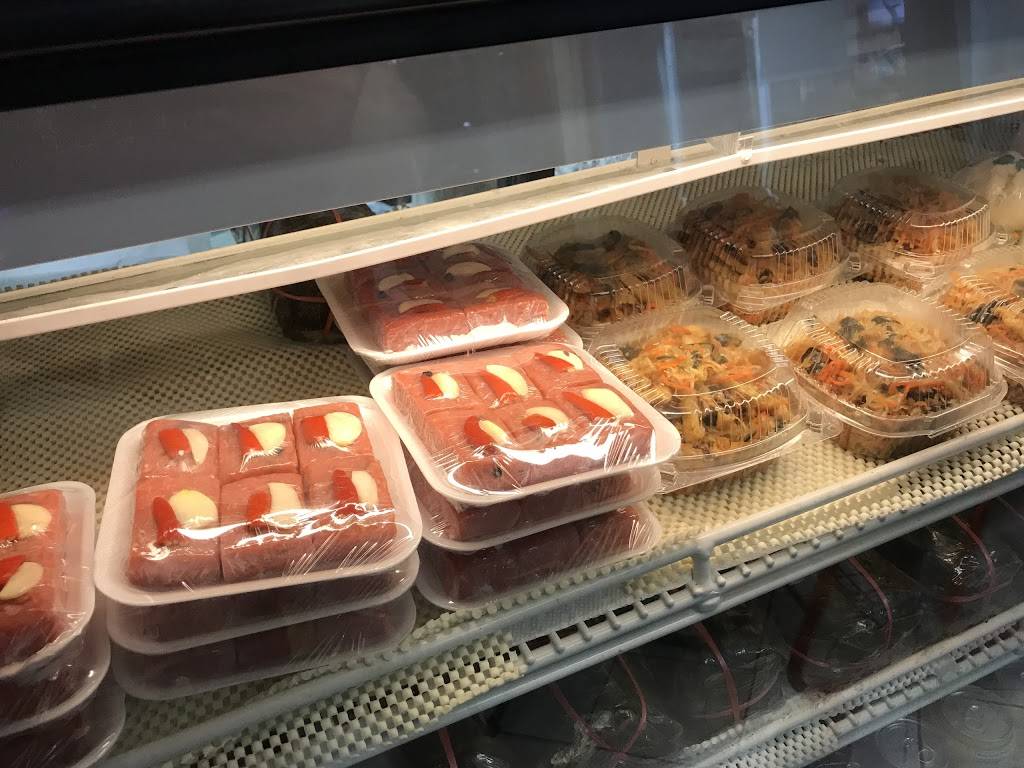 Nhu Lan Sandwich Shop | restaurant | 6763 Wilson Blvd, Falls Church, VA 22044, USA | 7035329009 OR +1 703-532-9009