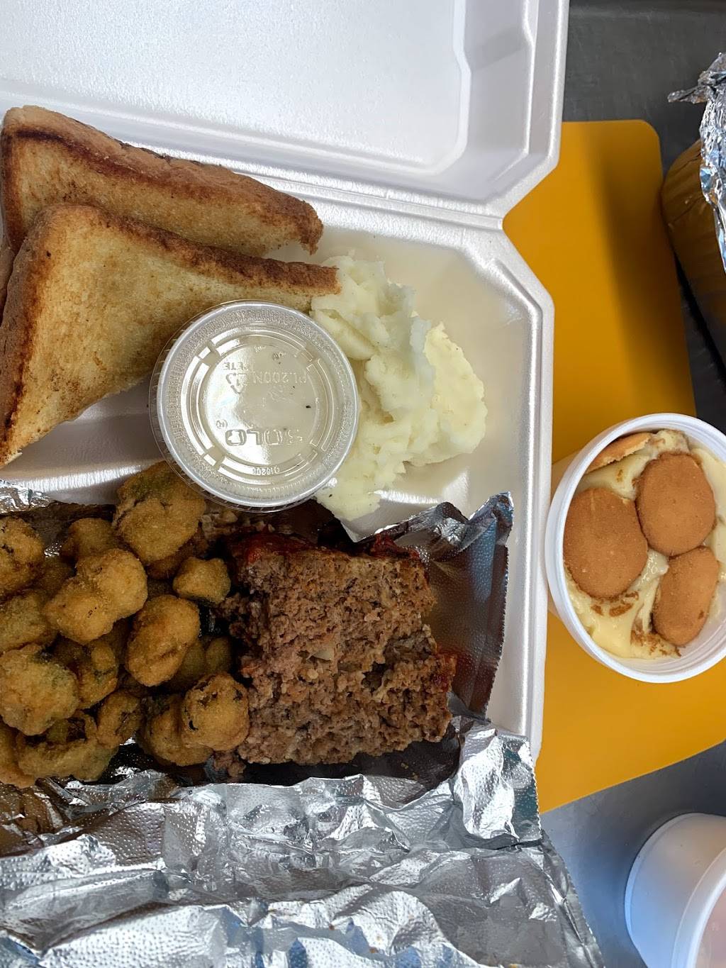 Lil Broncs Burger, Beans, & More | restaurant | Wills Point, TX 75169, USA | 9035600300 OR +1 903-560-0300