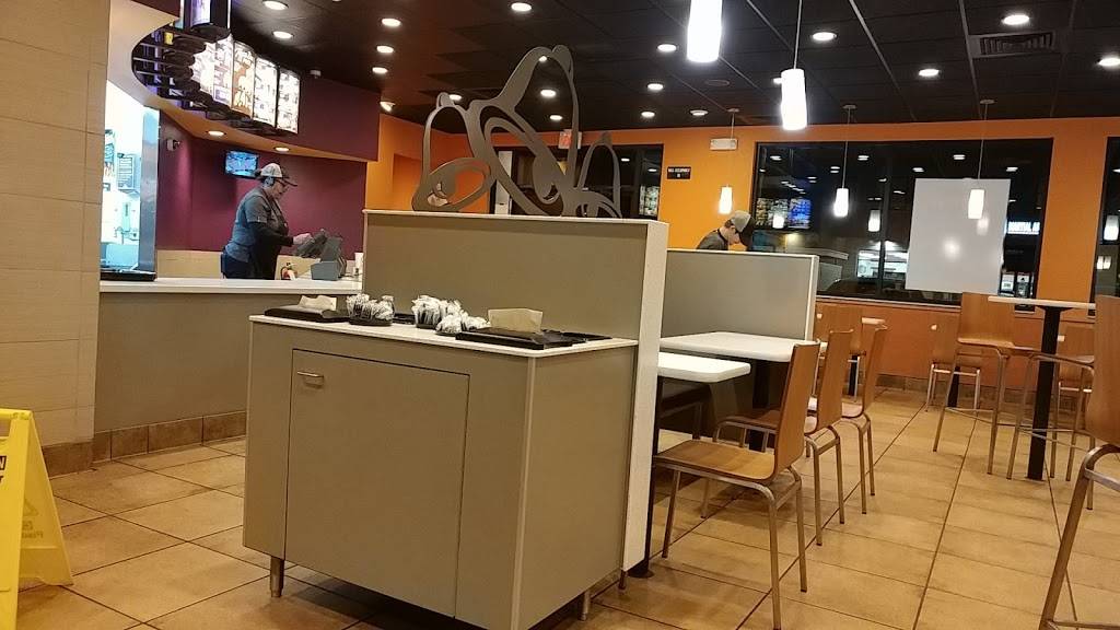 Taco Bell | meal takeaway | 1130 Arnold Dr, Martinez, CA 94553, USA | 9259579410 OR +1 925-957-9410