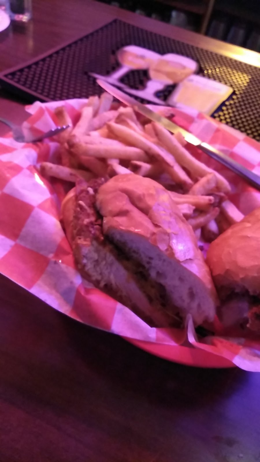 3 Star Liquors and Tavern | restaurant | 164 22nd St, Chicago Heights, IL 60411, USA | 7087546855 OR +1 708-754-6855