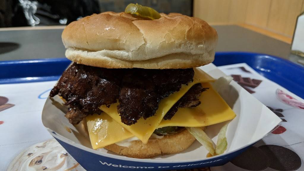 Culvers | restaurant | 807 Cannell Puri Dr, Winnebago, IL 61088, USA | 8153352801 OR +1 815-335-2801