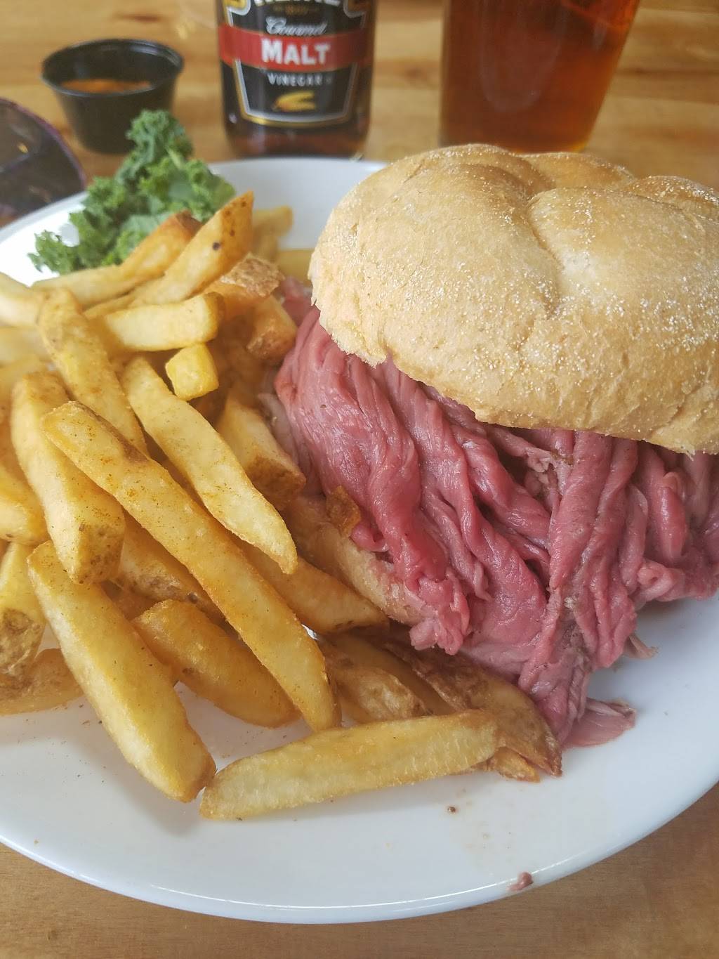 Bull On the Beach | restaurant | 17 94th St, Ocean City, MD 21842, USA | 4105242455 OR +1 410-524-2455