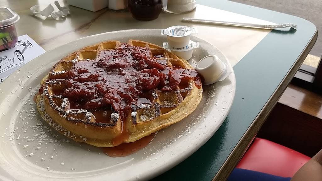 Woodville Diner | restaurant | 1949 Woodville Rd, Oregon, OH 43616, USA | 4196919999 OR +1 419-691-9999