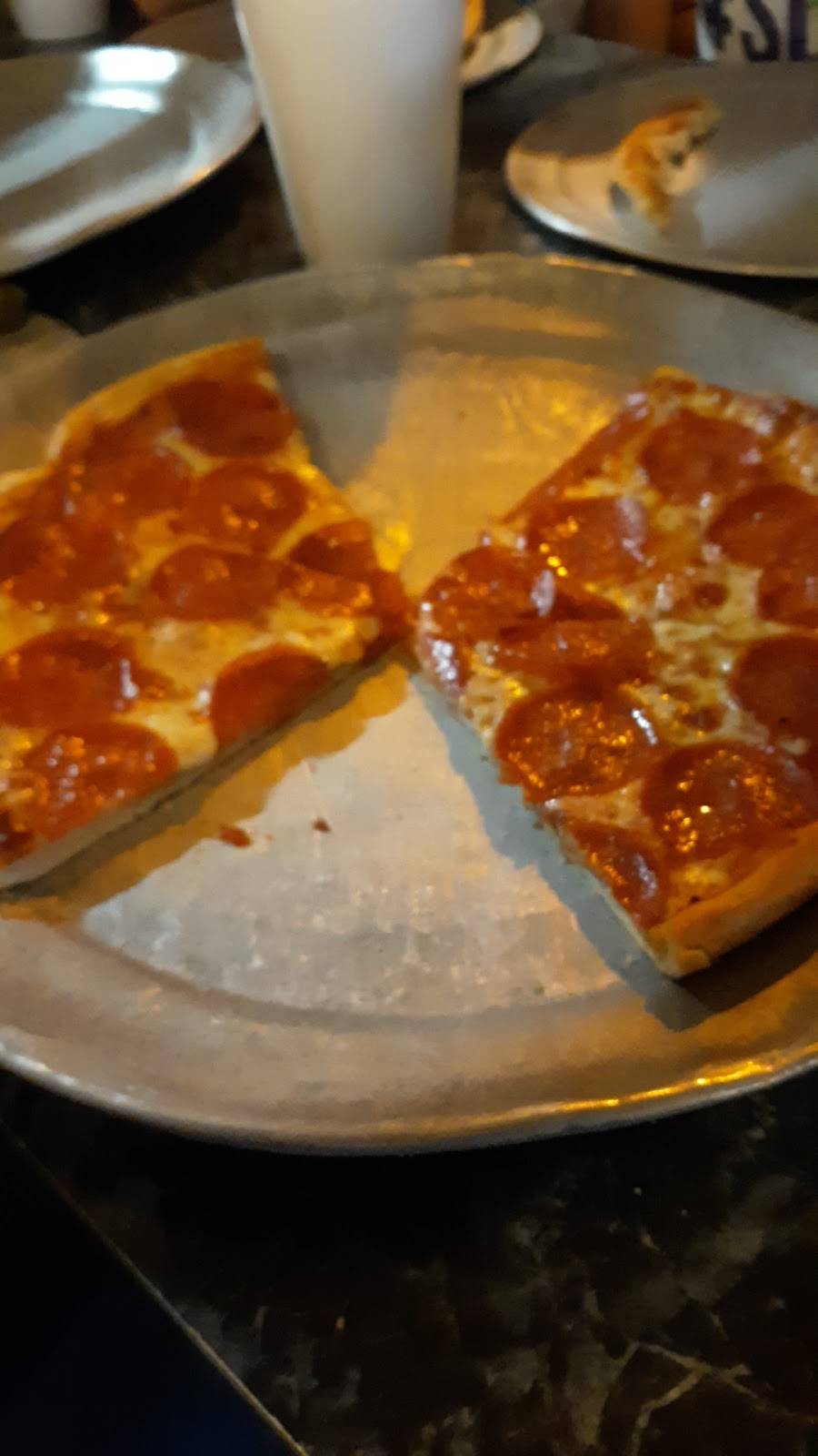 Pizza Parlour Alma | restaurant | 936 US-71, Alma, AR 72921, USA | 4796324176 OR +1 479-632-4176