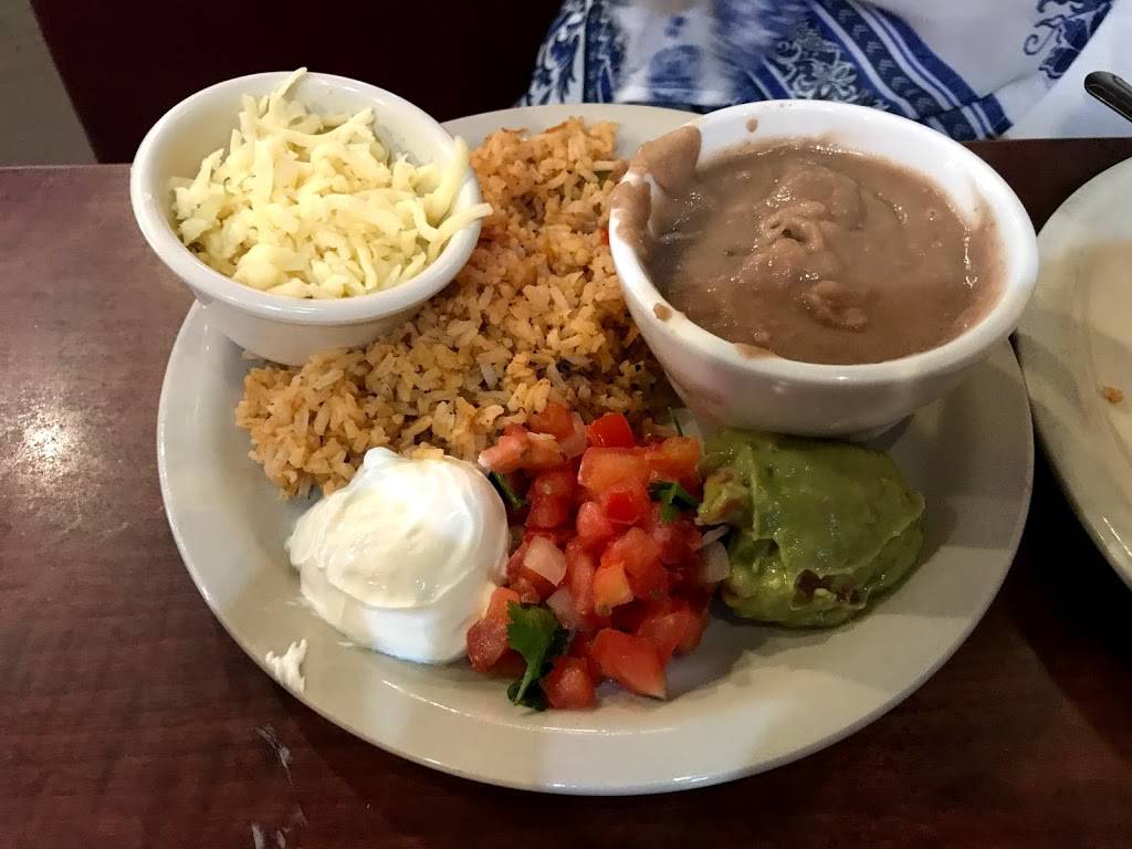 Berryhill | restaurant | 9595 Six Pines Dr #250, The Woodlands, TX 77380, USA | 2812988226 OR +1 281-298-8226