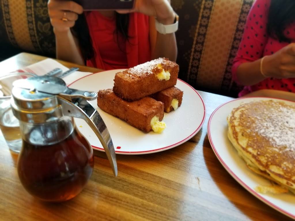 MoCos Founding Farmers | restaurant | 12505 Park Potomac Ave, Potomac, MD 20854, USA | 3013408783 OR +1 301-340-8783