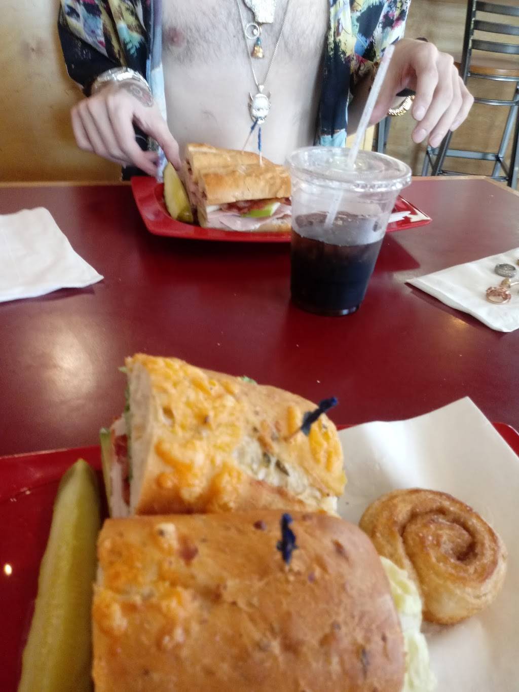 Duffeyroll Cafe Bakery | bakery | 1290 S Pearl St, Denver, CO 80210, USA | 3039536890 OR +1 303-953-6890