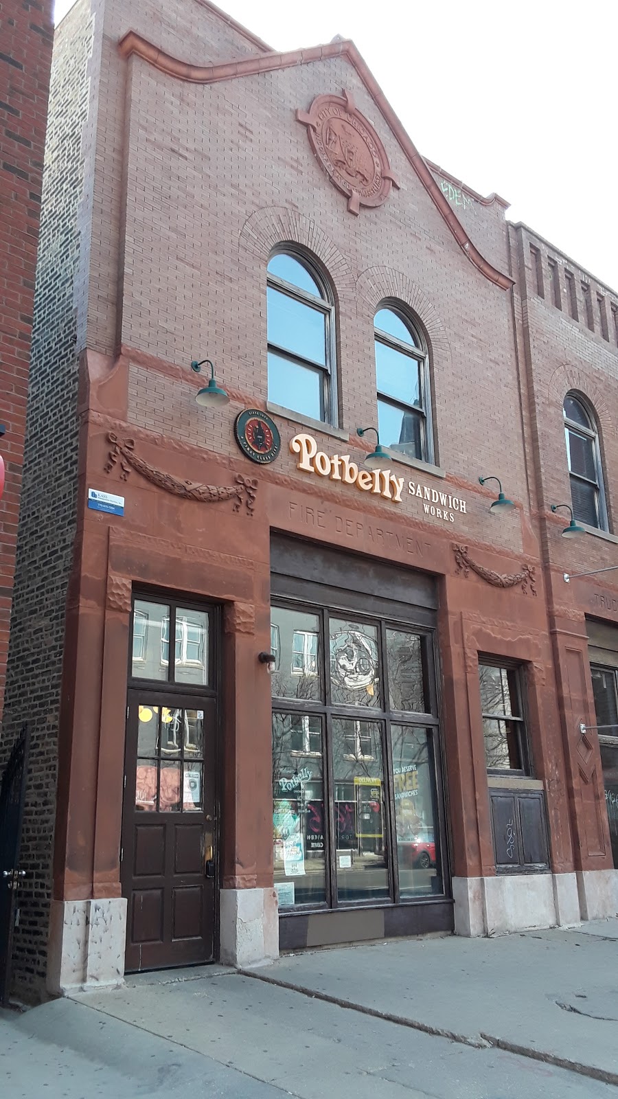 Potbelly Sandwich Shop | restaurant | 1625 N Damen Ave., Chicago, IL 60647, USA | 7737725501 OR +1 773-772-5501