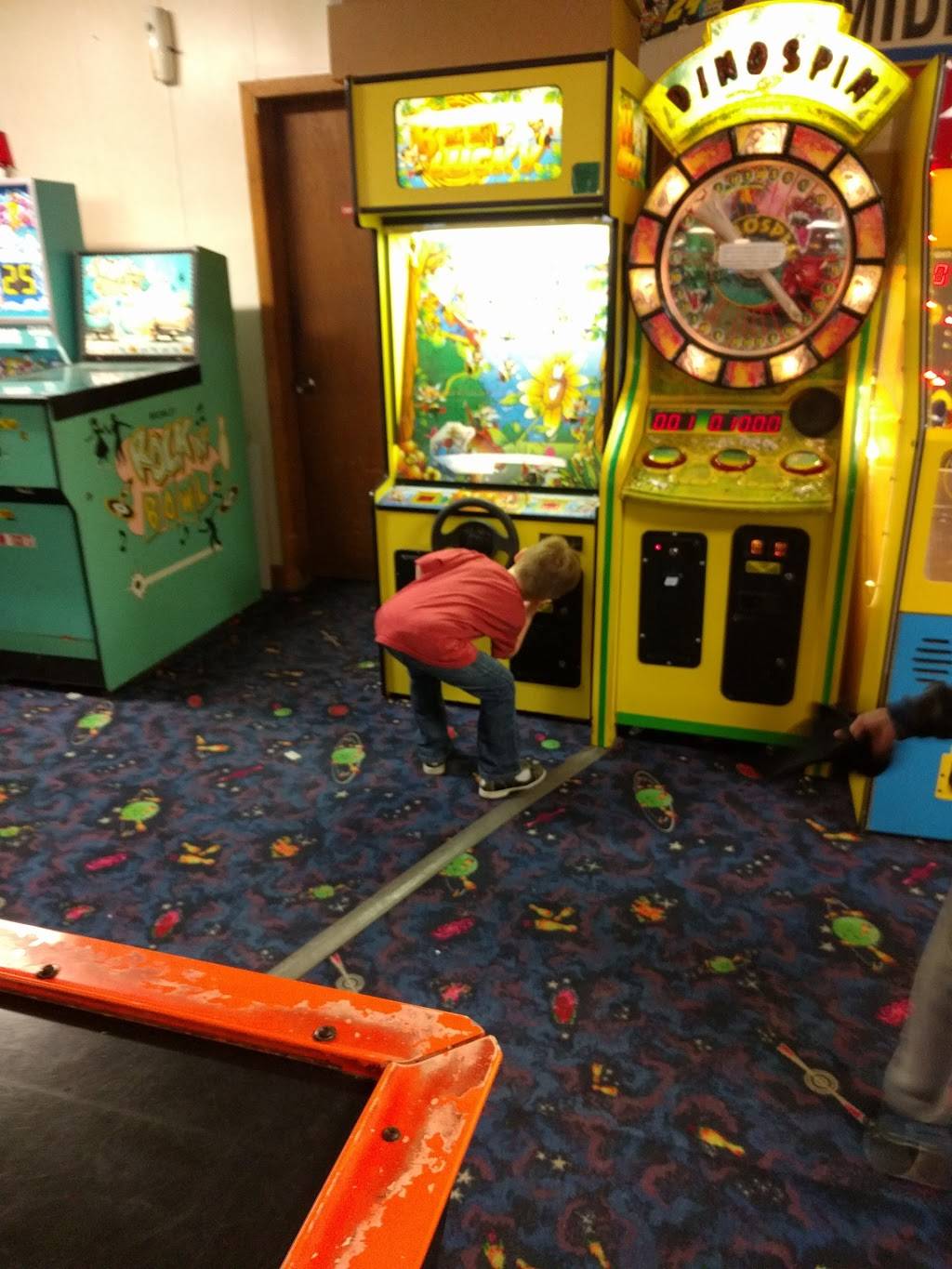 Highland Bowl | meal takeaway | 1211 Highland Ave, Cheshire, CT 06410, USA | 2032726500 OR +1 203-272-6500