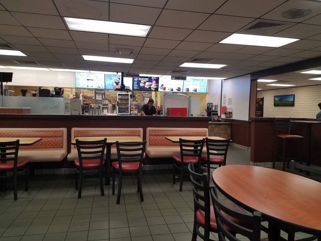 McDonalds | cafe | 103 S McDowell Blvd, Petaluma, CA 94952, USA | 7077637505 OR +1 707-763-7505