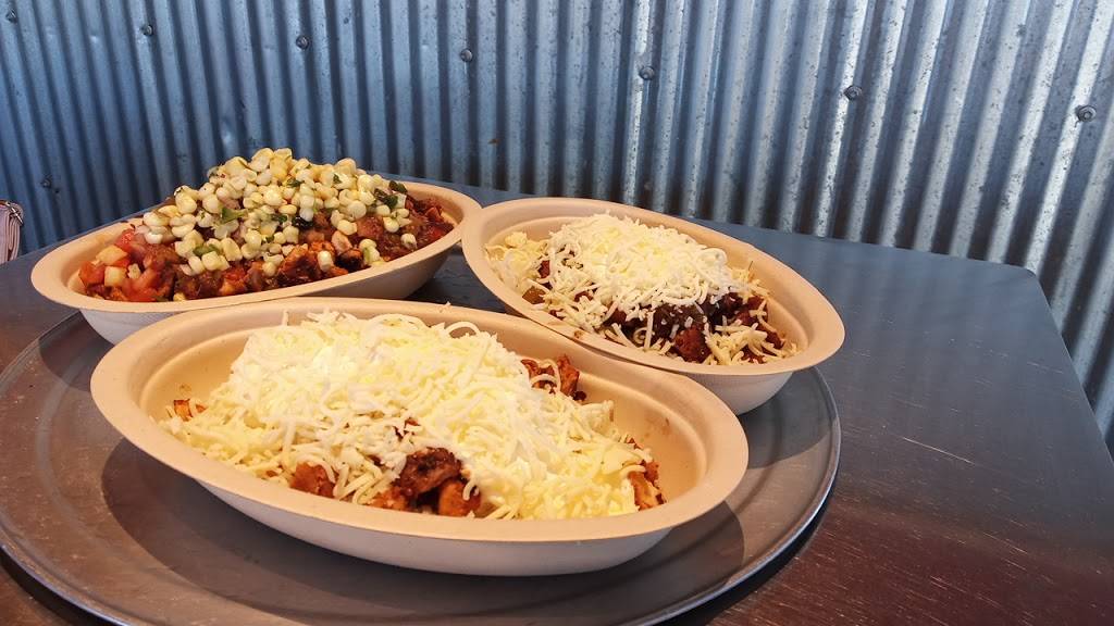Chipotle Mexican Grill | restaurant | 13042 Fair Lakes Shopping Center, Fairfax, VA 22033, USA | 7032221117 OR +1 703-222-1117