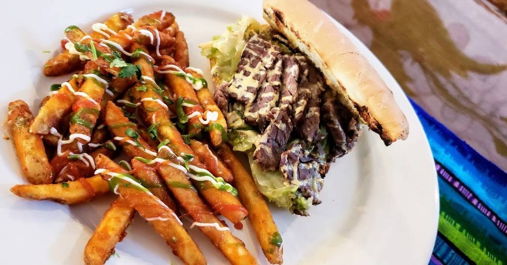 Catalinos | restaurant | 7724 Maple St, New Orleans, LA 70118, USA | 5045186735 OR +1 504-518-6735