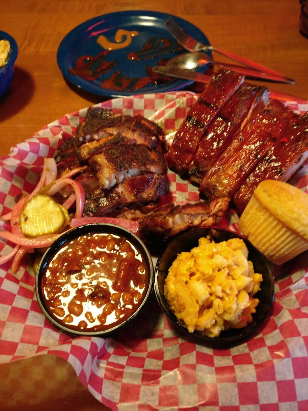 Famous Daves Bar-B-Que | restaurant | 4925 Kietzke Ln, Reno, NV 89509, USA | 7758267427 OR +1 775-826-7427