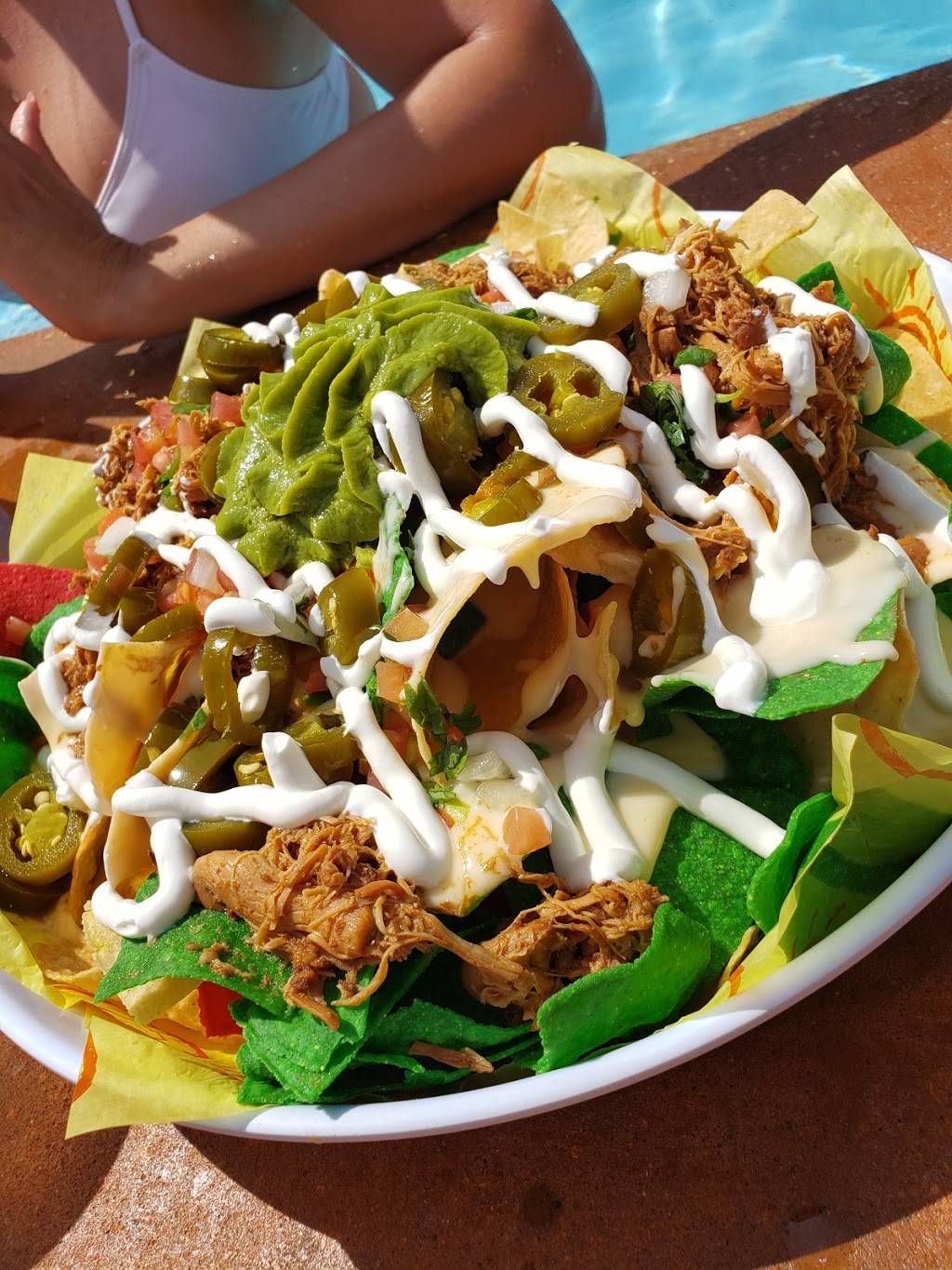 Coconuts Caribbean Beach Bar & Grill | restaurant | 15208 Red Hollow Rd, Gravois Mills, MO 65037, USA | 5733726500 OR +1 573-372-6500