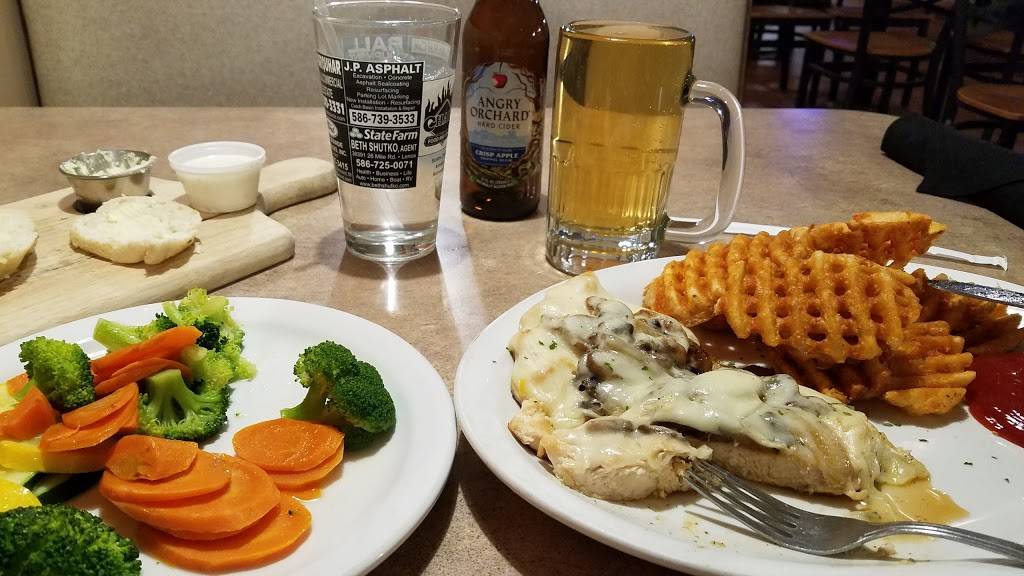 Chaps | restaurant | 69294 Main St, Richmond, MI 48062, USA | 5867274500 OR +1 586-727-4500