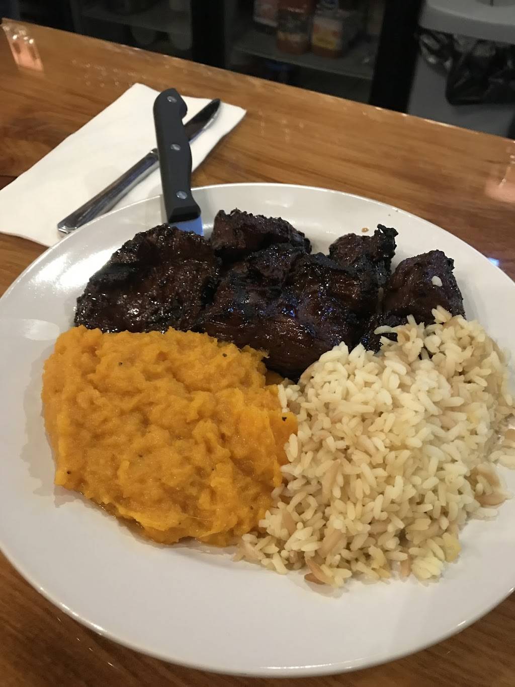 The Town Cabin Deli & Pub | restaurant | 285 Old Candia Rd, Candia, NH 03034, USA | 6034834888 OR +1 603-483-4888