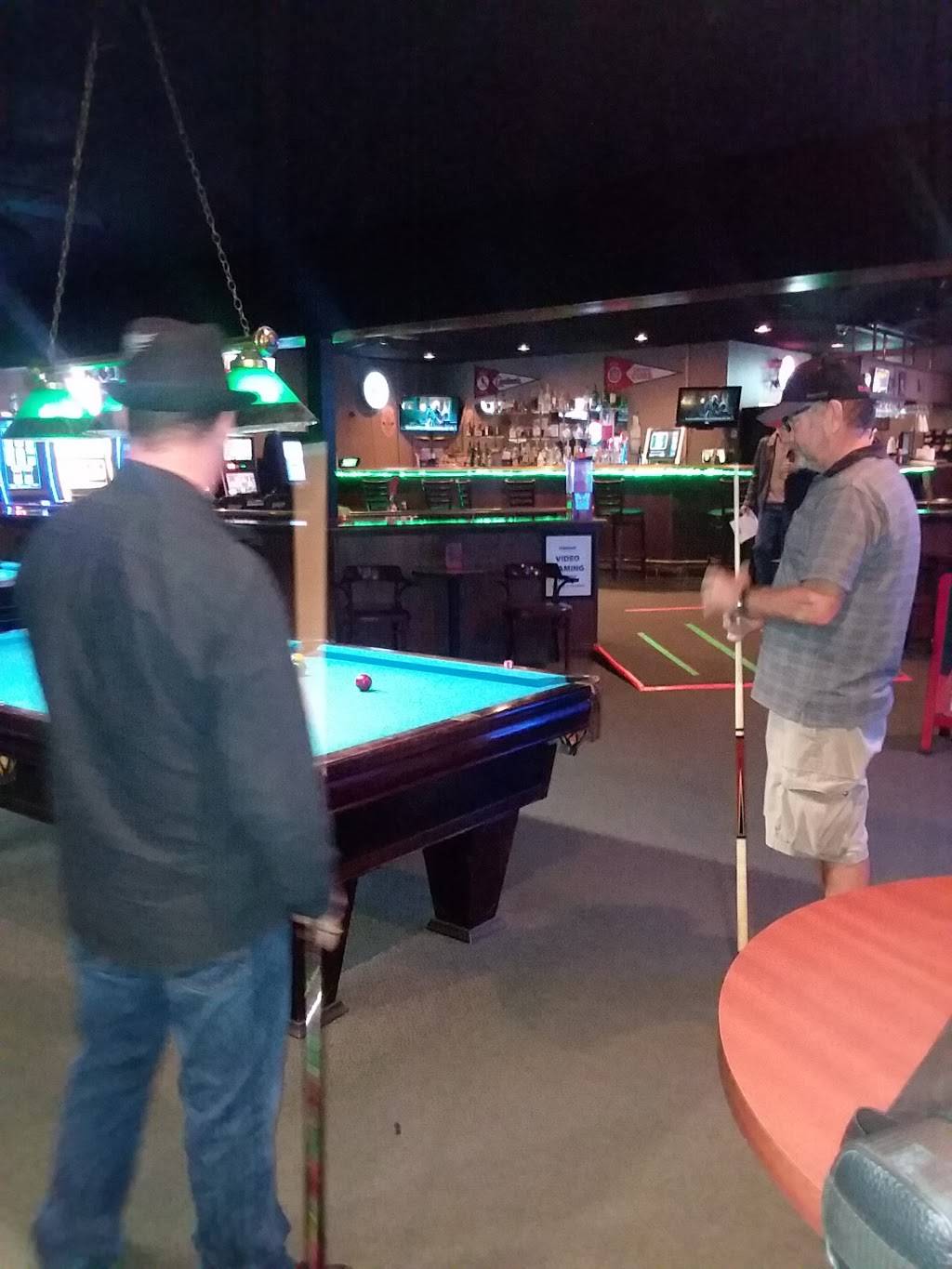 Starship Billiards Parlor | restaurant | 2301 Adlai Stevenson Dr, Springfield, IL 62703, USA | 2175858888 OR +1 217-585-8888